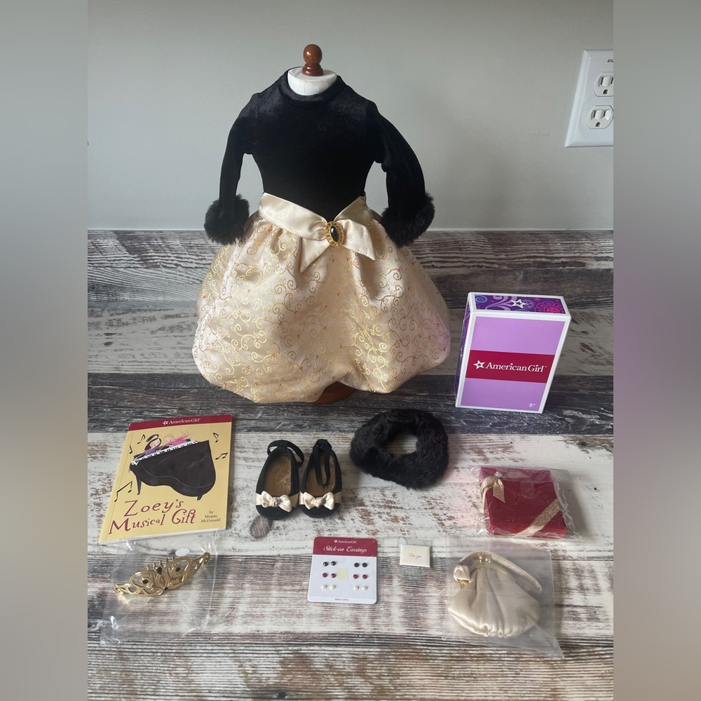 American Girl Doll Just Like You MIDNIGHT HOLLY Outfit - Complete w Accessories